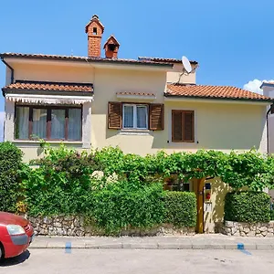 Apartmán Nada - 150 M From Sea, Mali Lošinj